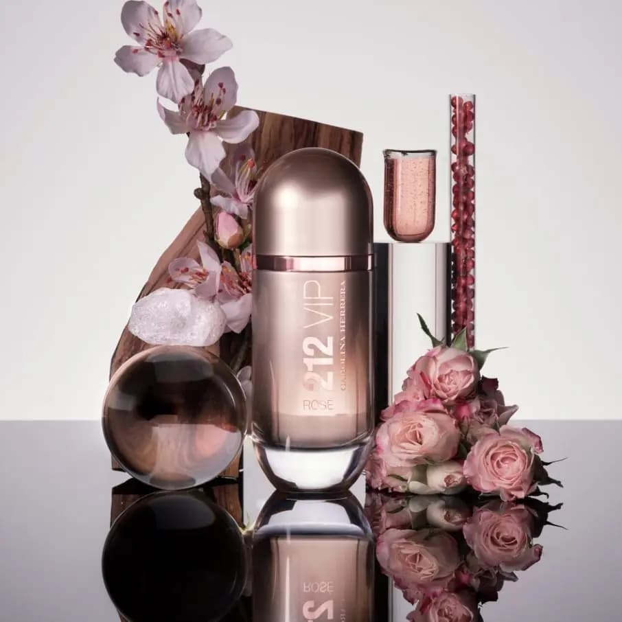 Carolina Herrera 212 VIP Rose Eau de Parfum 80 ml Perfume para Mujer