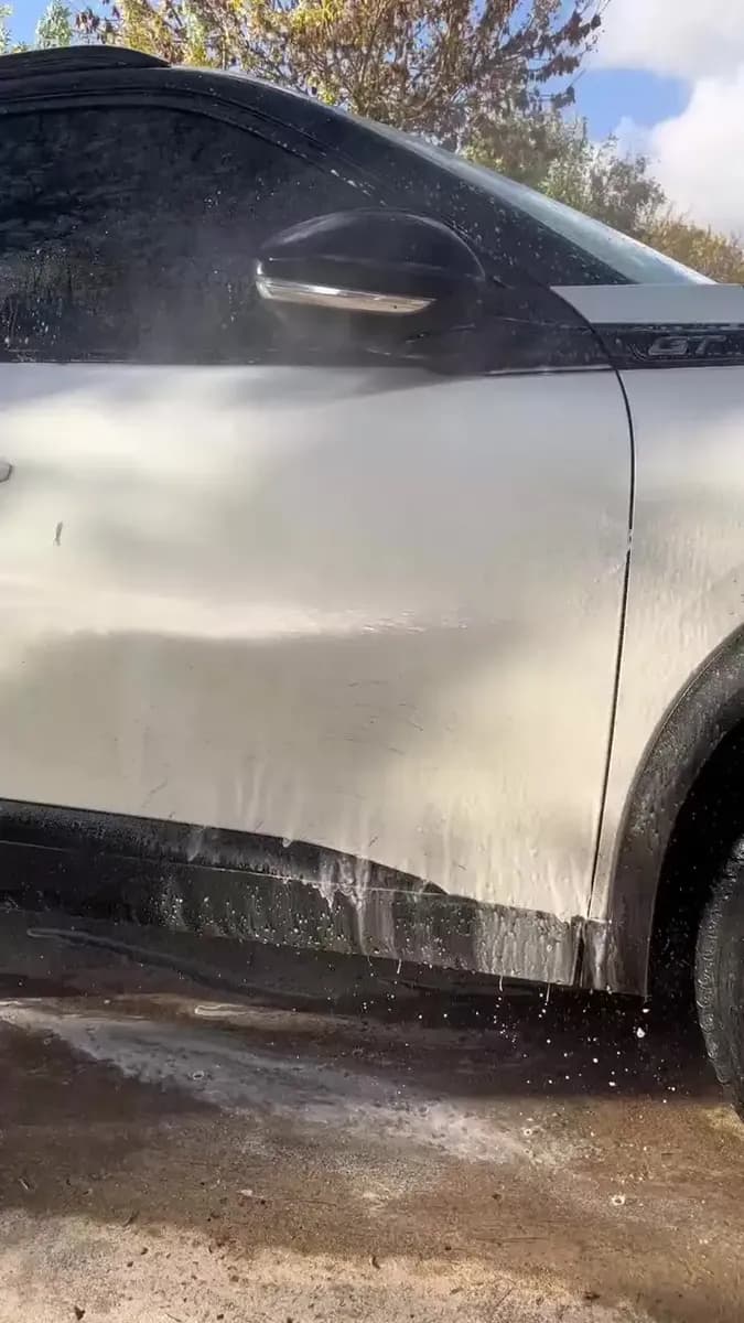 Hidrolavadora Electrica Portátil 1600 Psi 1200w Alta Presion Amarillo 60hz Para Lavar Carros