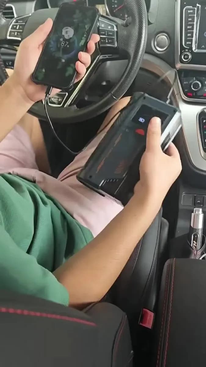 Arrancador de Batería Xiudeen T-700 8000A con Compresor de Aire y Power Bank para Autos y Camionetas